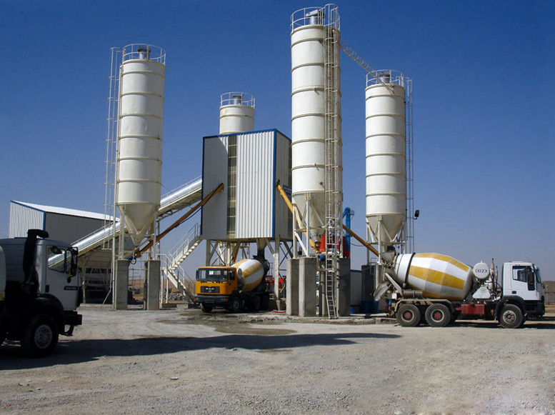 Équipement de silos et de centrale à bétonutilisédans les centrales à béton
