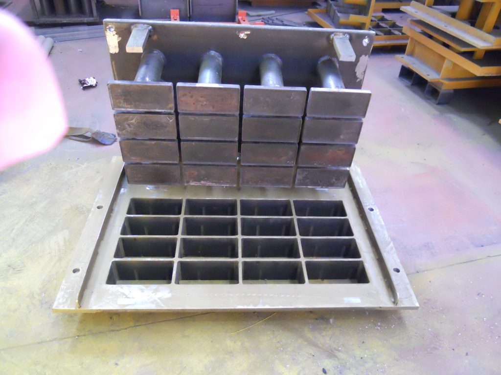 Формы для замковой брусчатки